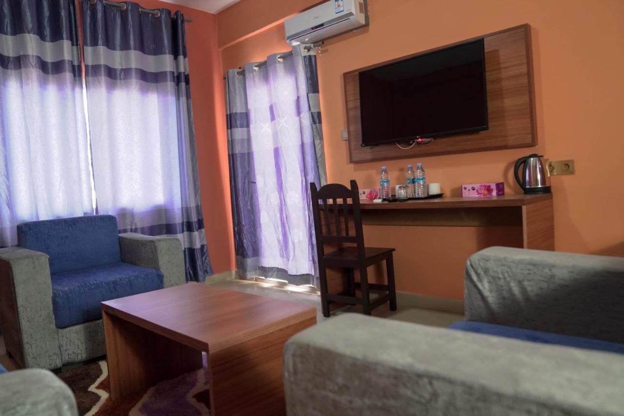 Dialali Hotel นูแอกชอต ภายนอก รูปภาพ